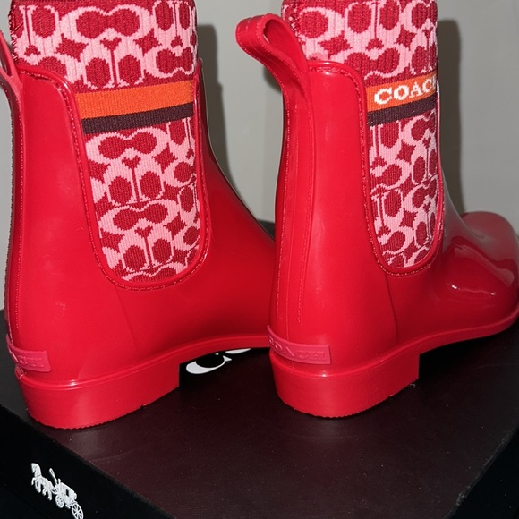 NWB COACH CANDY APPLE BOOTS - Picture 7 of 11
